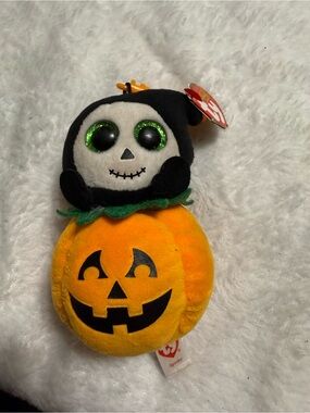 💖4/$25-Ty Halloween Pumpkin Plush with Green-Eyed Skeleton